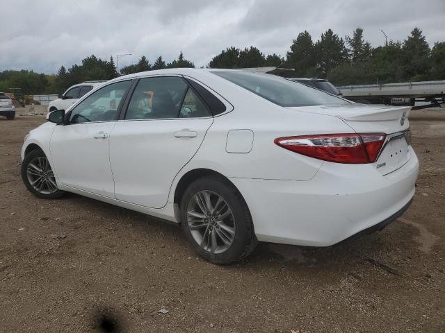4T1BF1FK6FU058374 - 2015 TOYOTA CAMRY LE WHITE photo 2