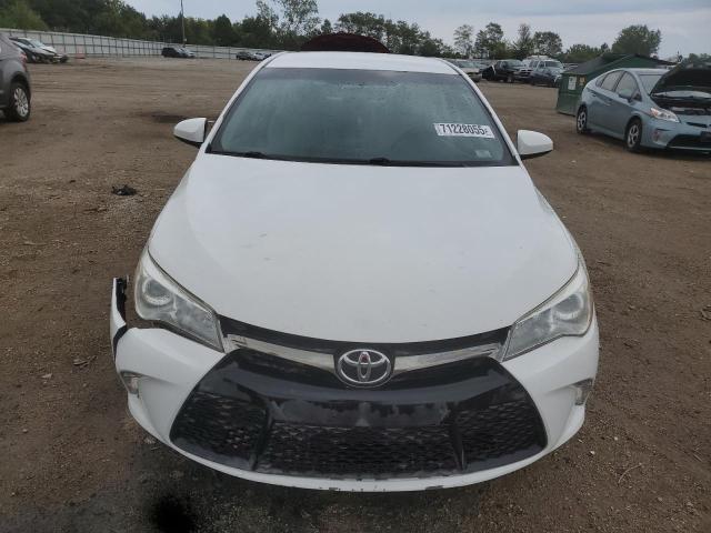 4T1BF1FK6FU058374 - 2015 TOYOTA CAMRY LE WHITE photo 5