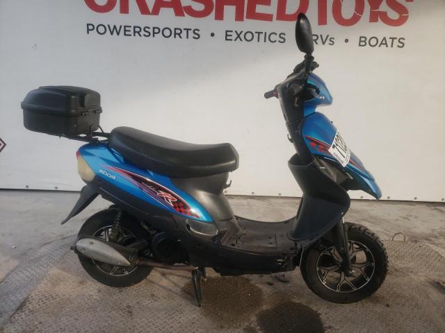 L2BB9NCC7JB528023 - 2018 JBLC SCOOTER BLUE photo 1