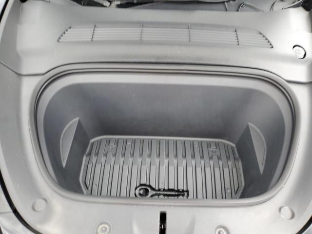 7SAYGDEEXRA220836 - 2024 TESLA MODEL Y Սև լուսանկար 12