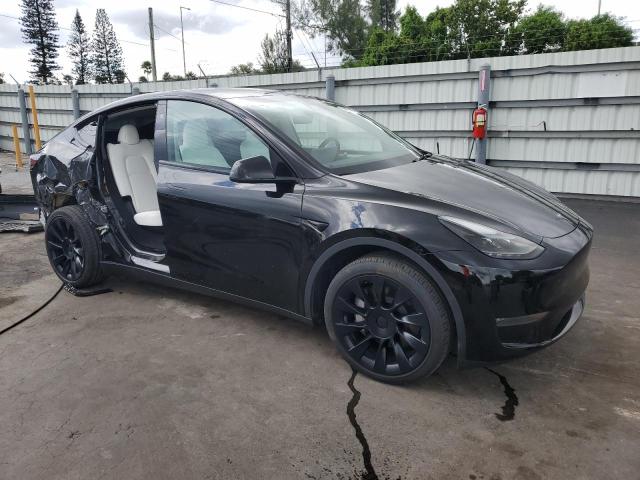 7SAYGDEEXRA220836 - 2024 TESLA MODEL Y Սև լուսանկար 4