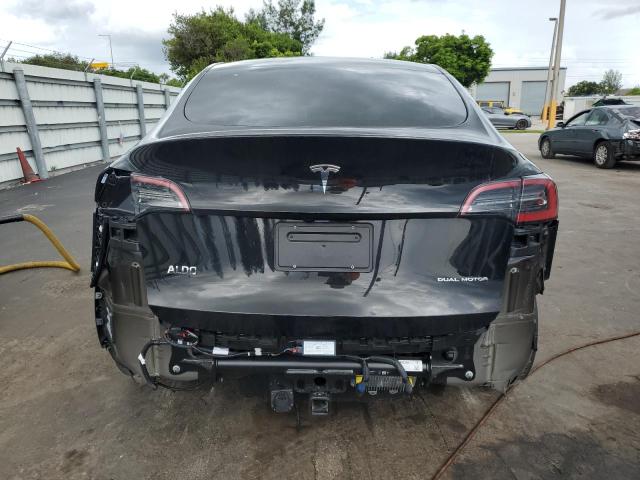 7SAYGDEEXRA220836 - 2024 TESLA MODEL Y Սև լուսանկար 6