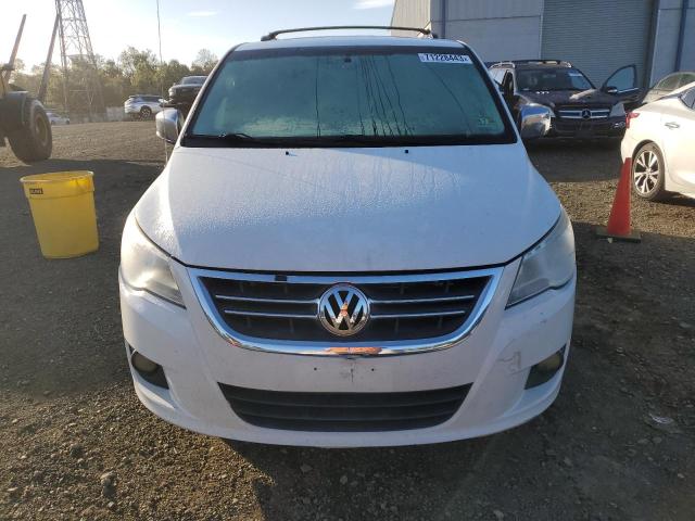 2V8HW64X89R515024 - 2009 VOLKSWAGEN ROUTAN SEL PREMIUM WHITE photo 5