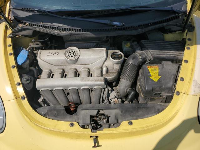 3VWPG3AG6AM009949 - 2010 VOLKSWAGEN NEW BEETLE YELLOW photo 11