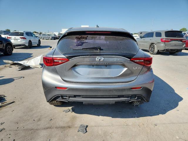 SJKCH5CP6HA019957 - 2017 INFINITI QX30 BASE GRAY photo 6