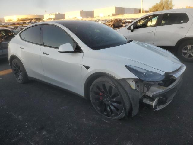 7SAYGDEF8NF490332 - 2022 TESLA MODEL Y WHITE photo 4