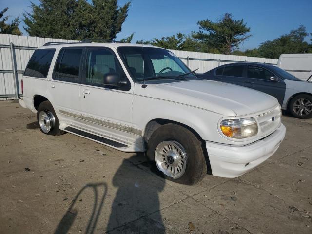 1FMZU34E4WZA52914 - 1998 FORD EXPLORER WHITE photo 4