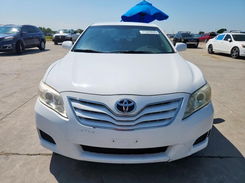 4T1BF3EK0AU536830 - 2010 TOYOTA CAMRY BASE WHITE photo 5