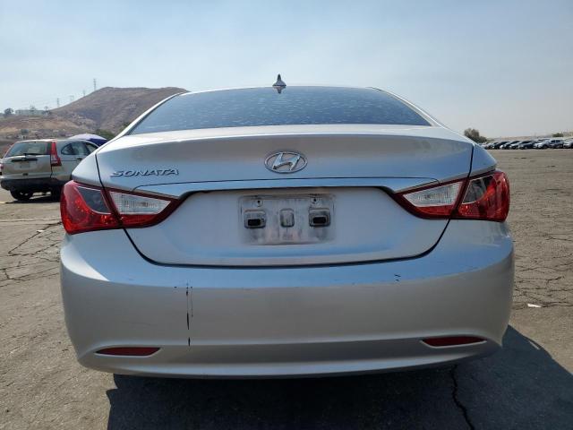 5NPEB4AC1DH581291 - 2013 HYUNDAI SONATA GLS GRAY photo 6