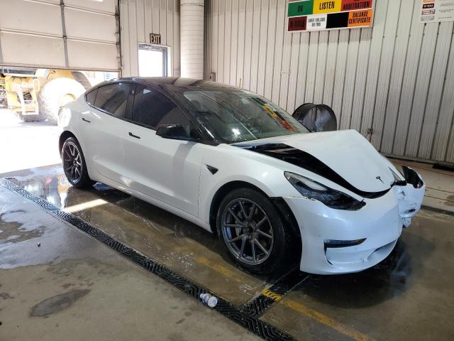 5YJ3E1EA8LF792362 - 2020 TESLA MODEL 3 أبيض صورة 4