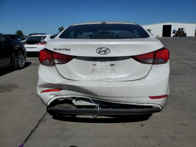 5NPDH4AE4GH741373 - 2016 HYUNDAI ELANTRA SE WHITE photo 6