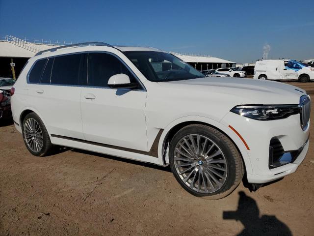 5UXCW2C54KL087416 - 2019 BMW X7 XDRIVE40I WHITE photo 4