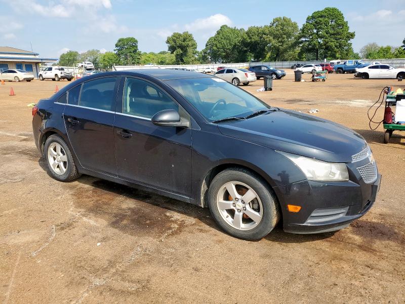1G1PG5S97B7298777 - 2011 CHEVROLET CRUZE LT BLACK photo 4