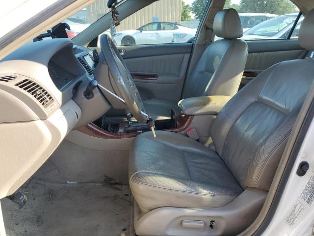 4T1BE32K62U096864 - 2002 TOYOTA CAMRY LE WHITE photo 7