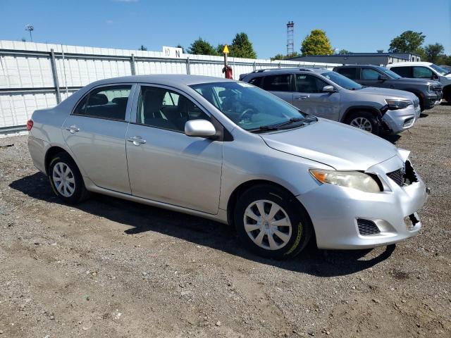 2T1BU4EE3AC289651 - 2010 TOYOTA COROLLA BASE 银色 照片 4