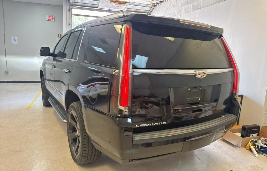 1GYS4BKJ8KR360169 - 2019 CADILLAC ESCALADE LUXURY შავი ფოტო 3