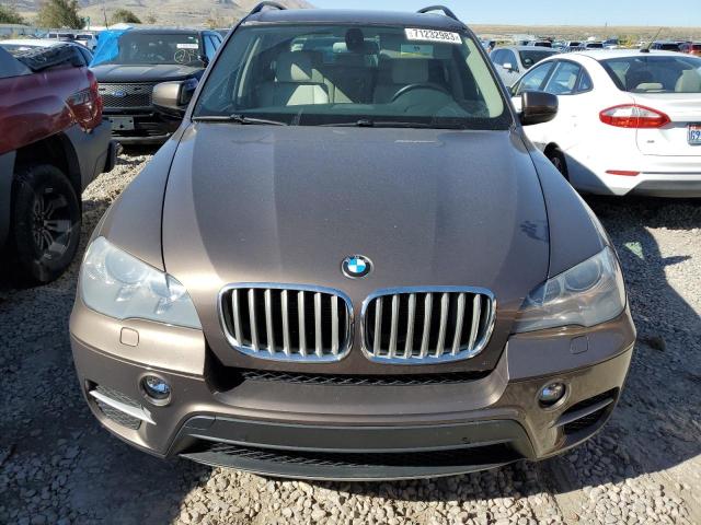 5UXZW0C59BL659787 - 2011 BMW X5 XDRIVE35D BROWN photo 5