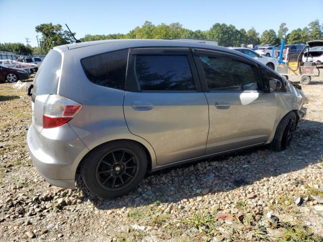 JHMGE872X9S068652 - 2009 HONDA FIT 银色 照片 3
