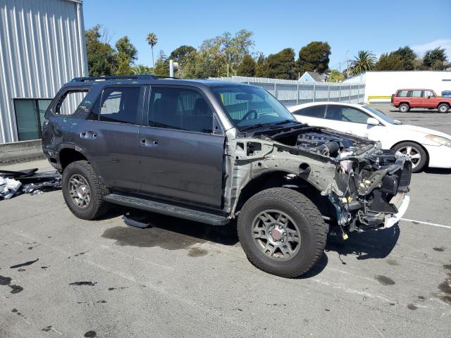 JTEBU5JR9K5644038 - 2019 TOYOTA 4RUNNER SR5/SR5 PREMIUM CHARCOAL photo 4