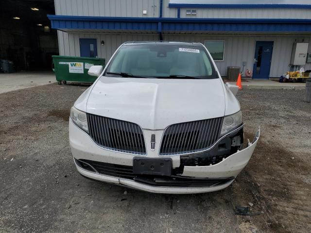 2LMHJ5AT5EBL50767 - 2014 LINCOLN MKT WHITE photo 5