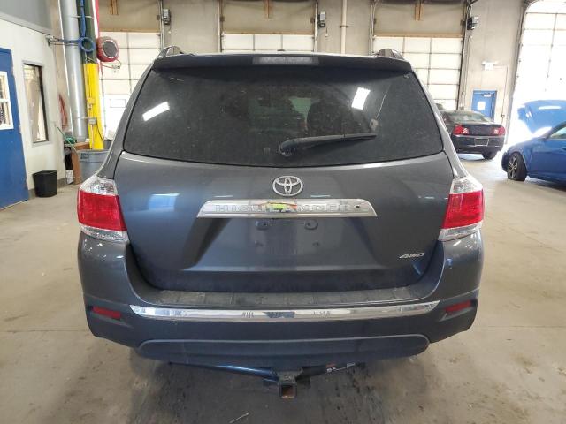 5TDBK3EHXBS071130 - 2011 TOYOTA HIGHLANDER BASE GRAY photo 6