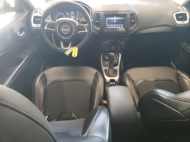 3C4NJDBB1JT144654 - 2018 JEEP COMPASS LATITUDE Gümüş foto 8