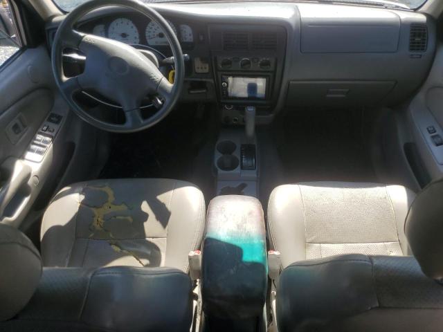 5TEGN92N32Z069393 - 2002 TOYOTA TACOMA DOUBLE CAB PRERUNNER SILVER photo 8