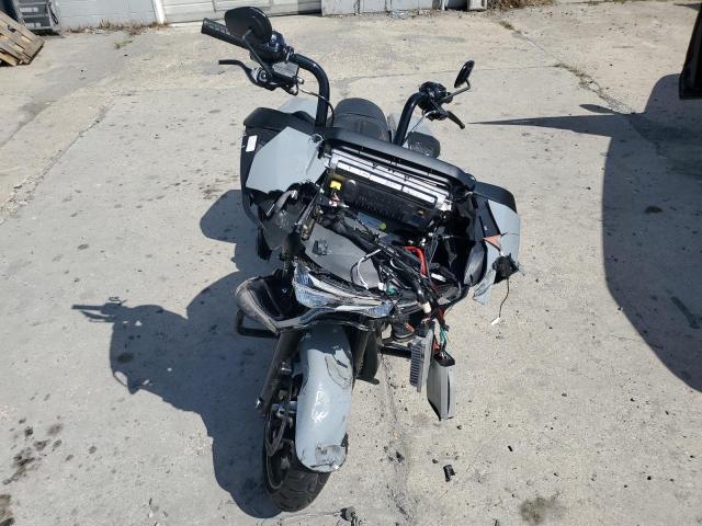 1HD1KH711RB661855 - 2024 HARLEY-DAVIDSON FLTRX 灰色 照片 5