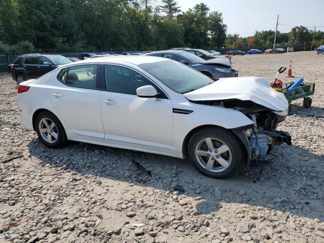 KNAGM4A75F5527076 - 2015 KIA OPTIMA LX WHITE photo 4