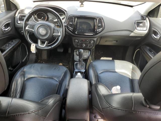 3C4NJDCBXJT190613 - 2018 JEEP COMPASS LIMITED Gümüş fotoğraf 8