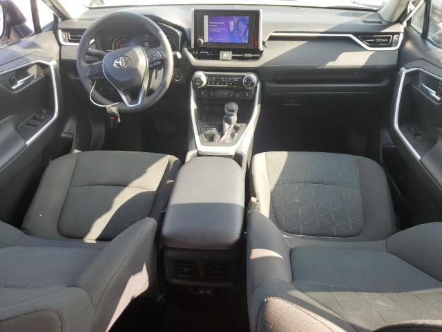 2T3P1RFV6PW338950 - 2023 TOYOTA RAV4 XLE 白色 照片 8