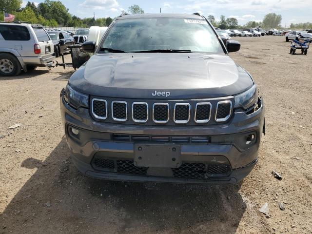 3C4NJDBN1PT539646 - 2023 JEEP COMPASS LATITUDE GRAY photo 5