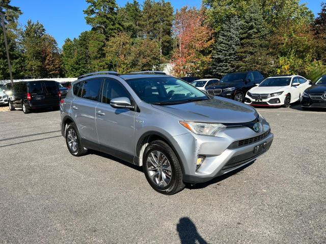 JTMRJREV3HD107478 - 2017 TOYOTA RAV4 HV LE SILVER photo 2