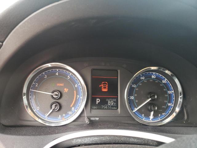 2T1BURHE2JC022073 - 2018 TOYOTA COROLLA L RED photo 9