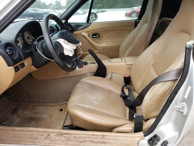 JM1NB353010202519 - 2001 MAZDA MX-5 MIATA BASE SILVER photo 7