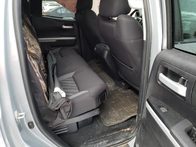 5TFUY5F19LX909566 - 2020 TOYOTA TUNDRA DOUBLE CAB SR/SR5 GRAY photo 10