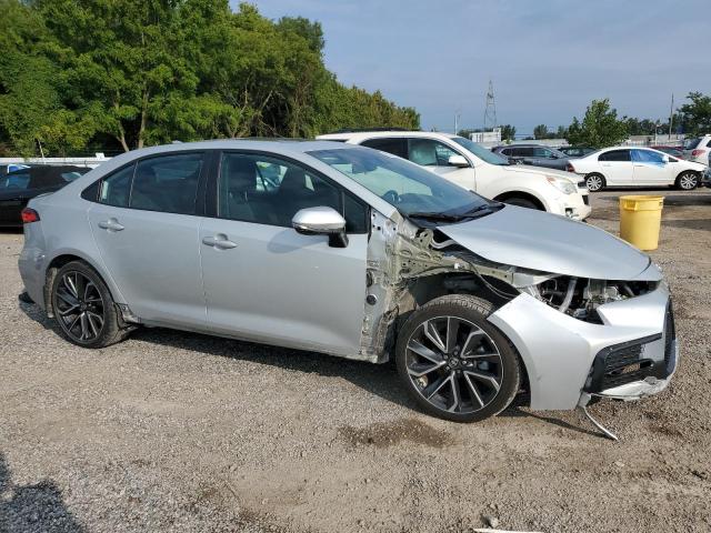 5YFB4MBE1MP089053 - 2021 TOYOTA COROLLA SE SILVER photo 4