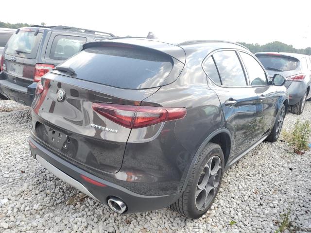 ZASFAKPN5J7B87823 - 2018 ALFA ROMEO STELVIO SPORT BROWN photo 3