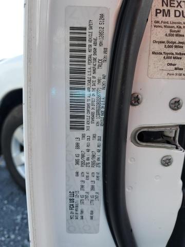 1C6RR6GG9GS207771 - 2016 RAM 1500 SLT WHITE photo 12