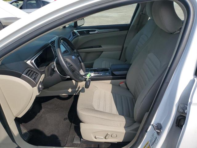 3FA6P0LU3KR185142 - 2019 FORD FUSION SE WHITE photo 7