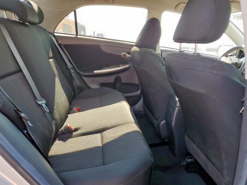 2T1BU4EE2BC638414 - 2011 TOYOTA COROLLA BASE Արծաթագույն լուսանկար 10