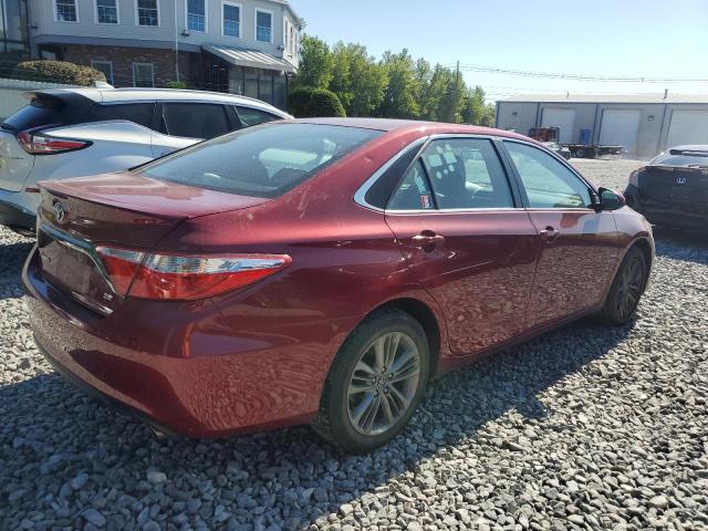4T1BF1FK8HU713606 - 2017 TOYOTA CAMRY LE RED photo 3