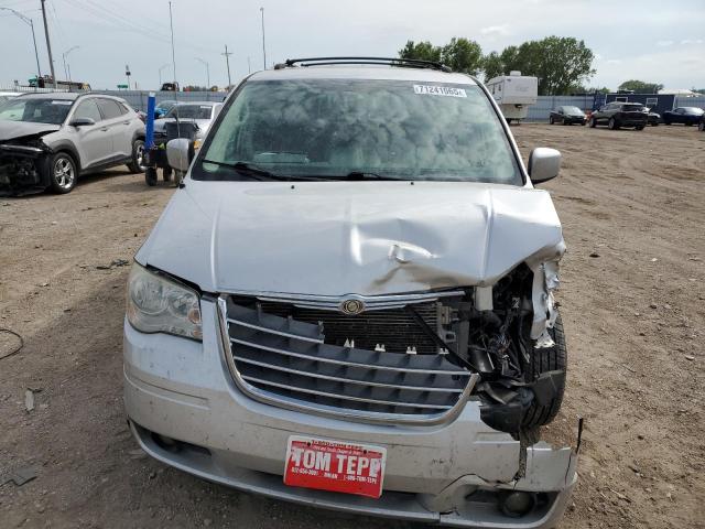 2A8HR54179R590279 - 2009 CHRYSLER TOWN & COU TOURING ვერცხლისფერი ფოტო 5