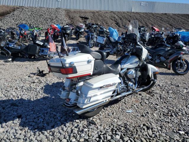 1HD1FCW186Y660199 - 2006 HARLEY-DAVIDSON FLHTCUI 白色 照片 4