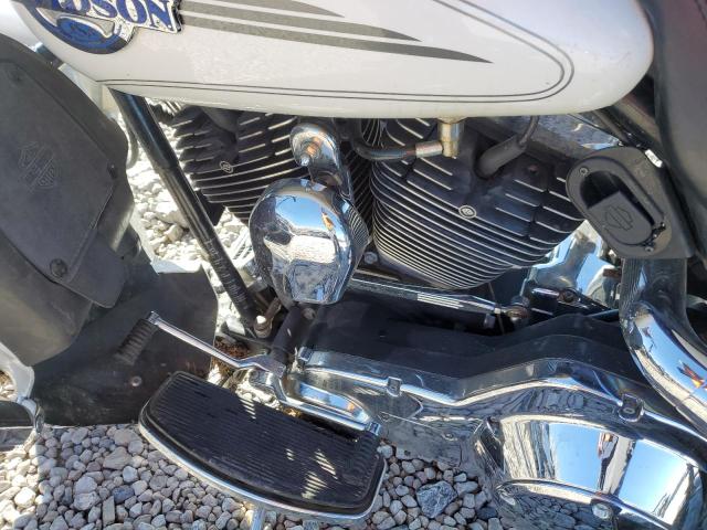 1HD1FCW186Y660199 - 2006 HARLEY-DAVIDSON FLHTCUI 白色 照片 7