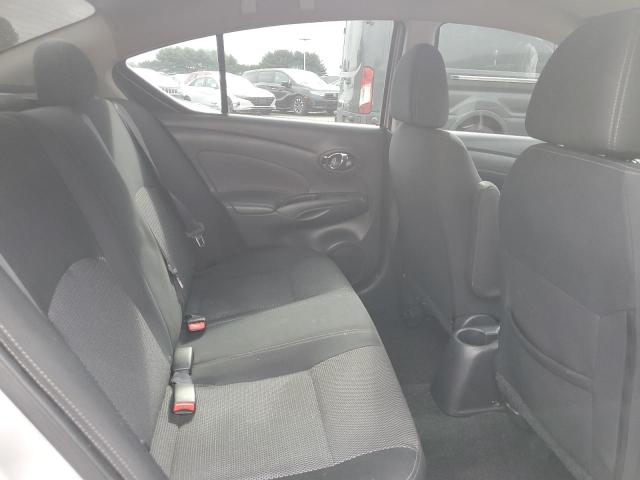 3N1CN7AP4KL851228 - 2019 NISSAN VERSA S 银色 照片 10