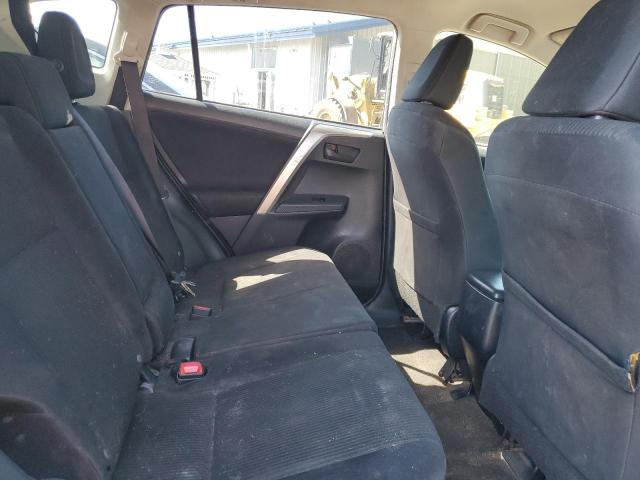 JTMBFREV0FD138123 - 2015 TOYOTA RAV4 LE SILVER photo 11