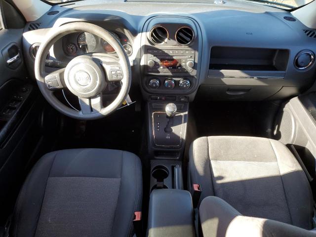 1C4NJPBB5GD537296 - 2016 JEEP PATRIOT SPORT Grün Foto 8