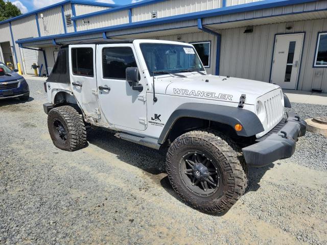 1C4BJWDG1GL215024 - 2016 JEEP WRANGLER U SPORT თეთრი ფოტო 4