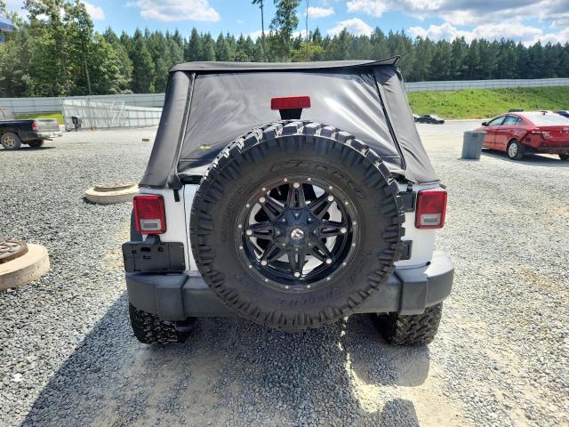 1C4BJWDG1GL215024 - 2016 JEEP WRANGLER U SPORT თეთრი ფოტო 6